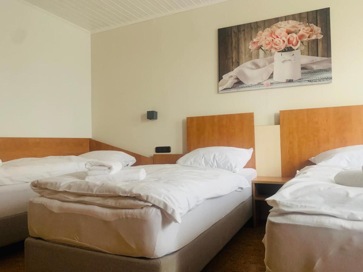 Hotel Gold'Ne Krone 오펜하임 외부 사진